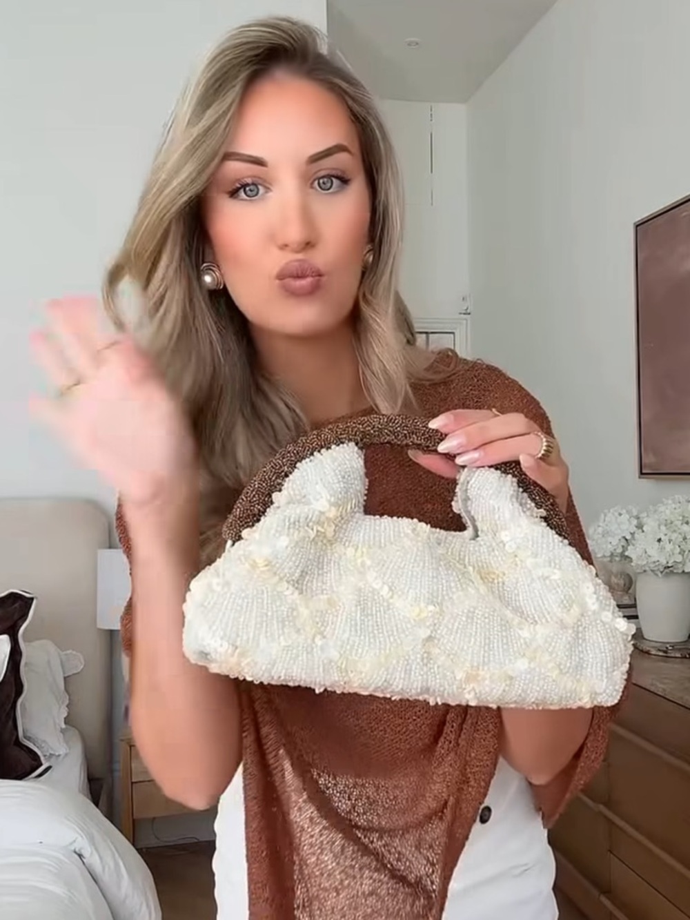❣️VIRAL❣️ ZARA APPLIQUE CLUTCH BAG